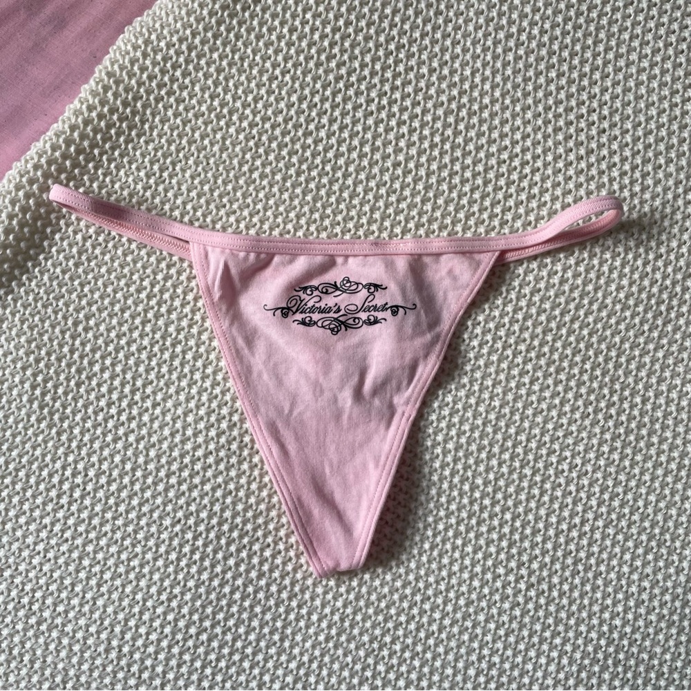 VICTORIA’s SECRET Baby Pink Triangle G-string Thong - Picture 2 of 6
